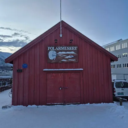 Apartment Modern With 2 Bedrooms Tromso
