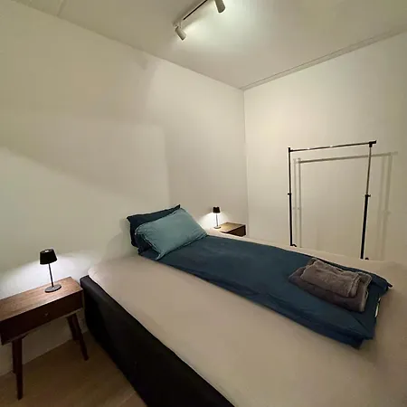アパート Modern With 2 Bedrooms